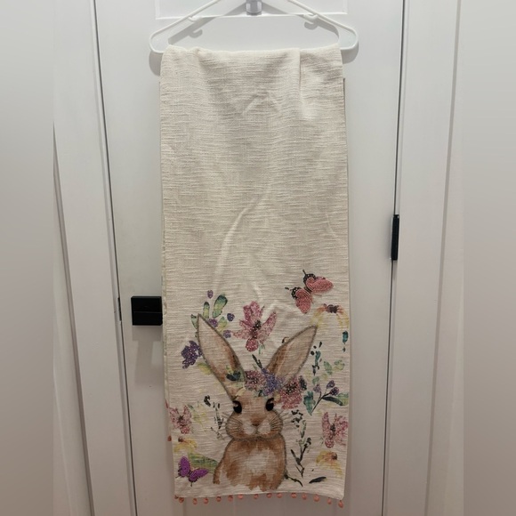 Easter Bunny Table Runner Beaded - Picture 1 of 5